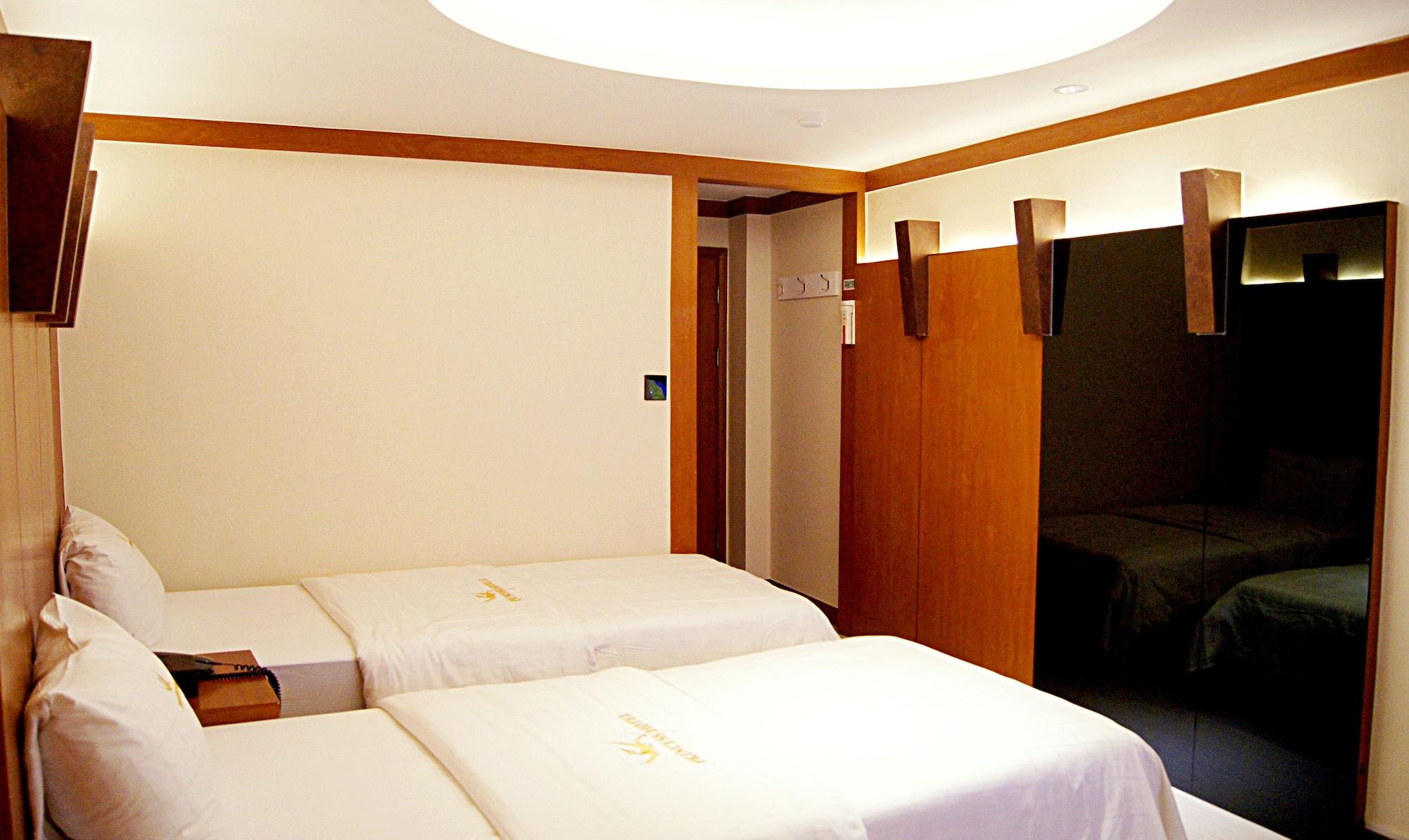 พรินเซส โฮเต็ล Hotel โซล ภายนอก รูปภาพ