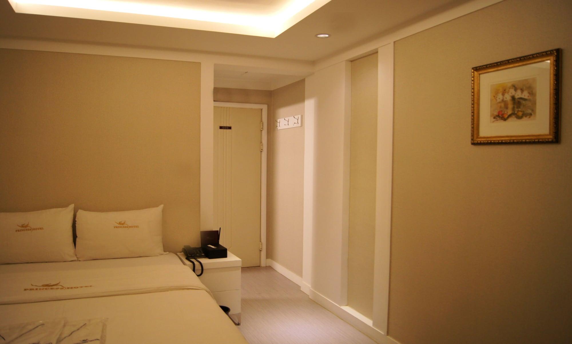 พรินเซส โฮเต็ล Hotel โซล ภายนอก รูปภาพ